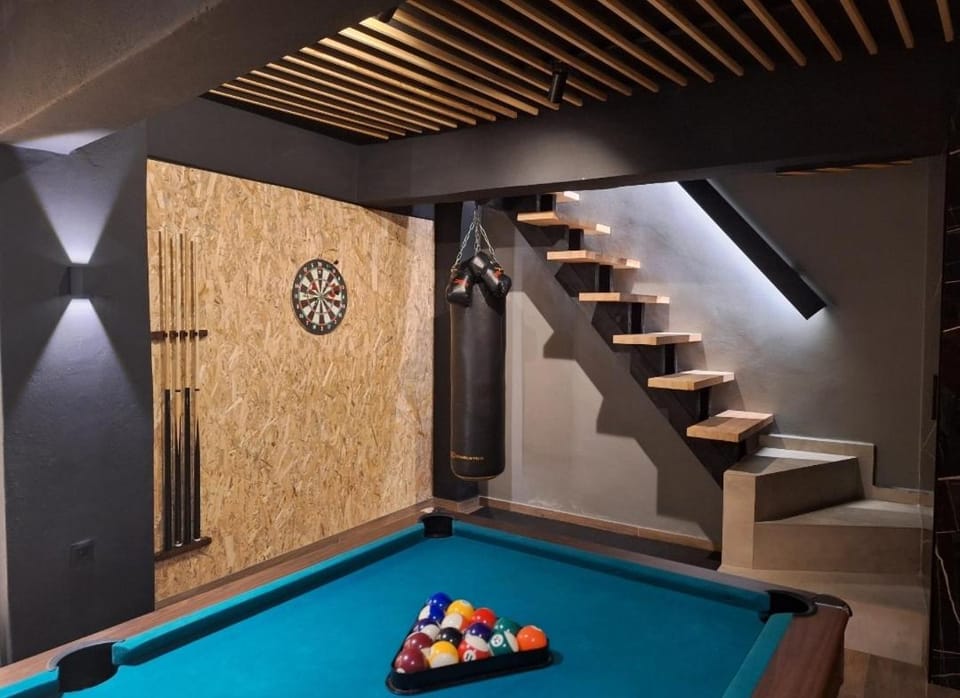 Billiard