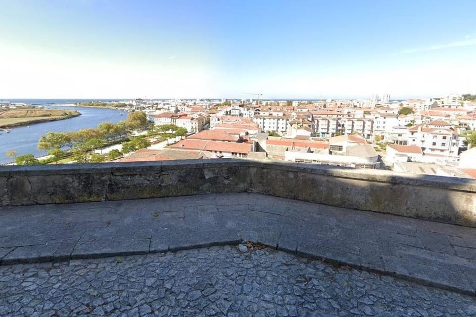 Casa dos Arcos House in Porto District
