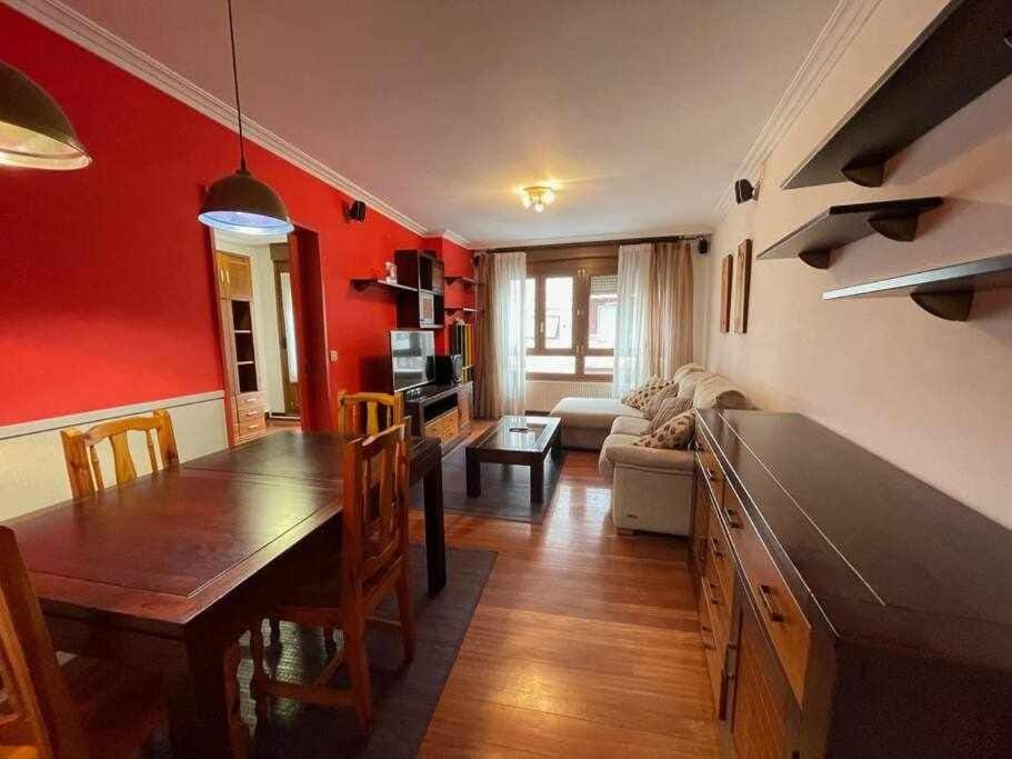 Erribera Etxea - Amplio piso con parking Apartment in Bermeo