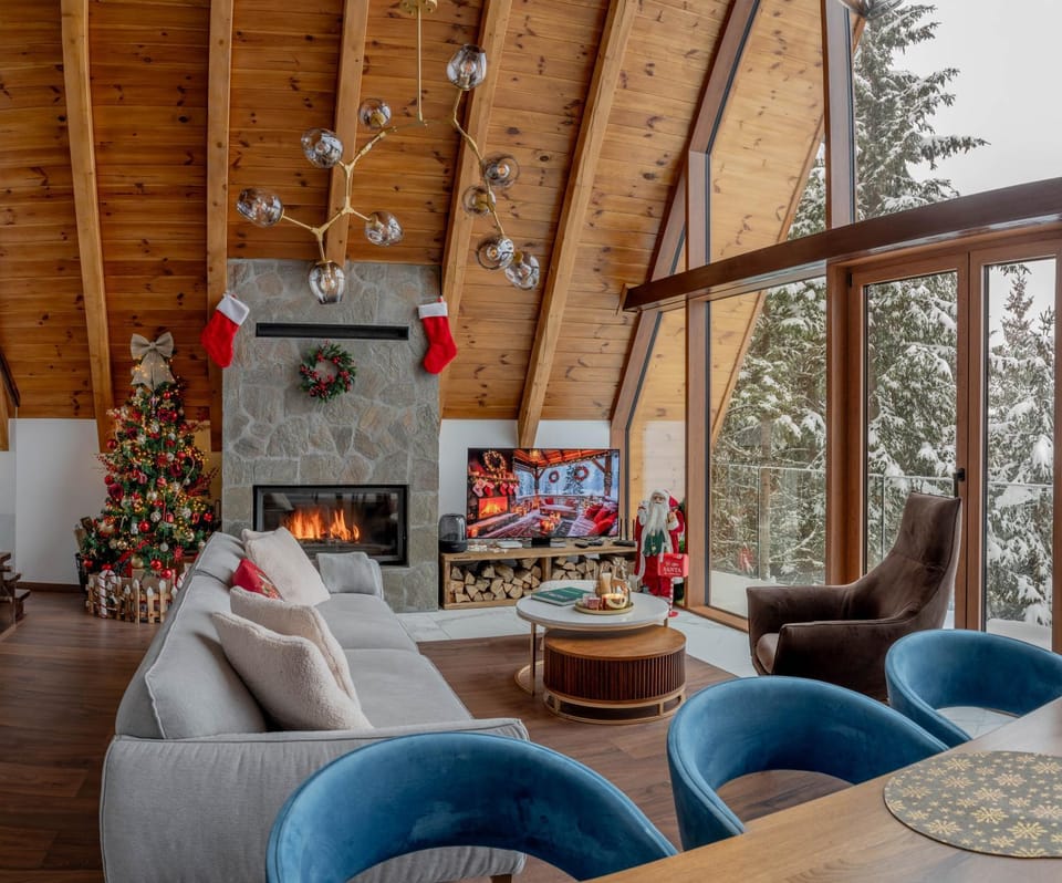 TV and multimedia, Living room, fireplace