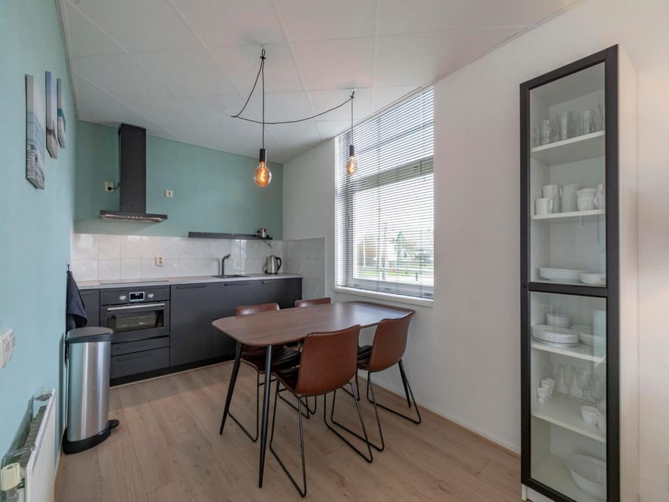 Kitchen or kitchenette, Other
