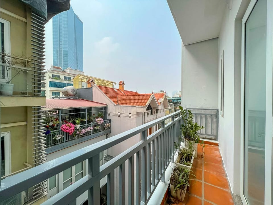 Balcony/Terrace, City view