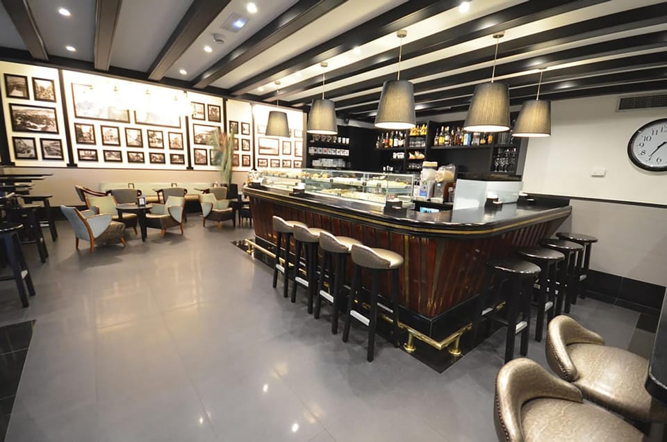 Lounge or bar
