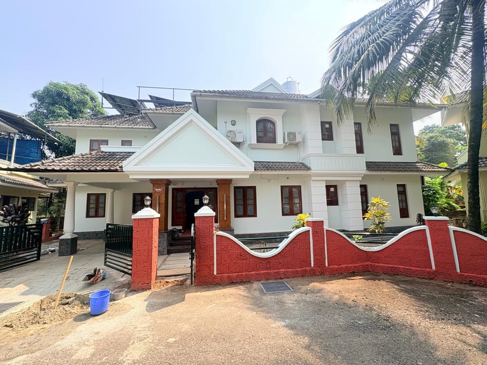 Property building, Day