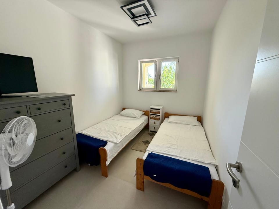 Bedroom, Guests, children