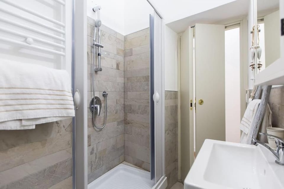 Navona Atmosphere A few meters from Piazza Navona !! Apartment in Rome