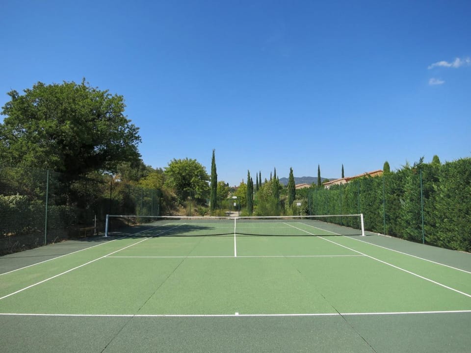 Area and facilities