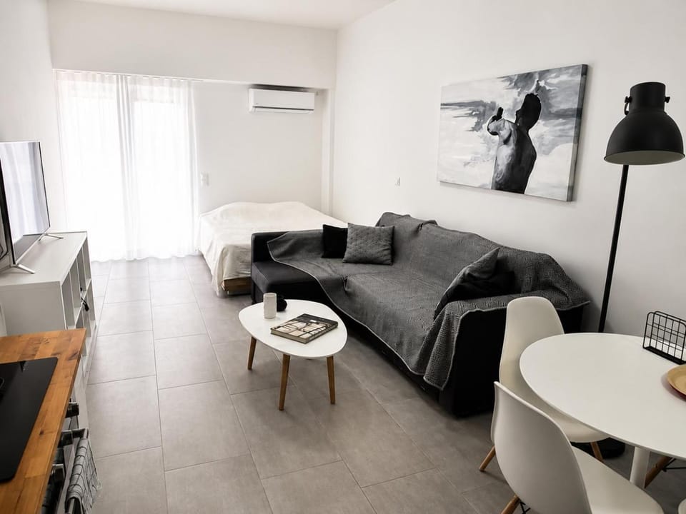 Downtown Cozy Studio Apartment in Athens