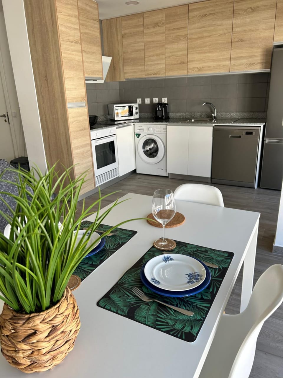 dishwasher, microwave, oven, stove, washing machine, kitchen