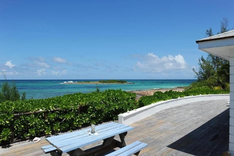 Med Point home House in North Eleuthera