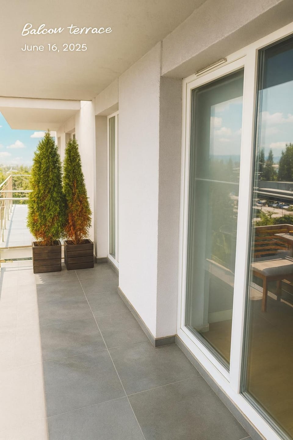 View (from property/room), Balcony/Terrace