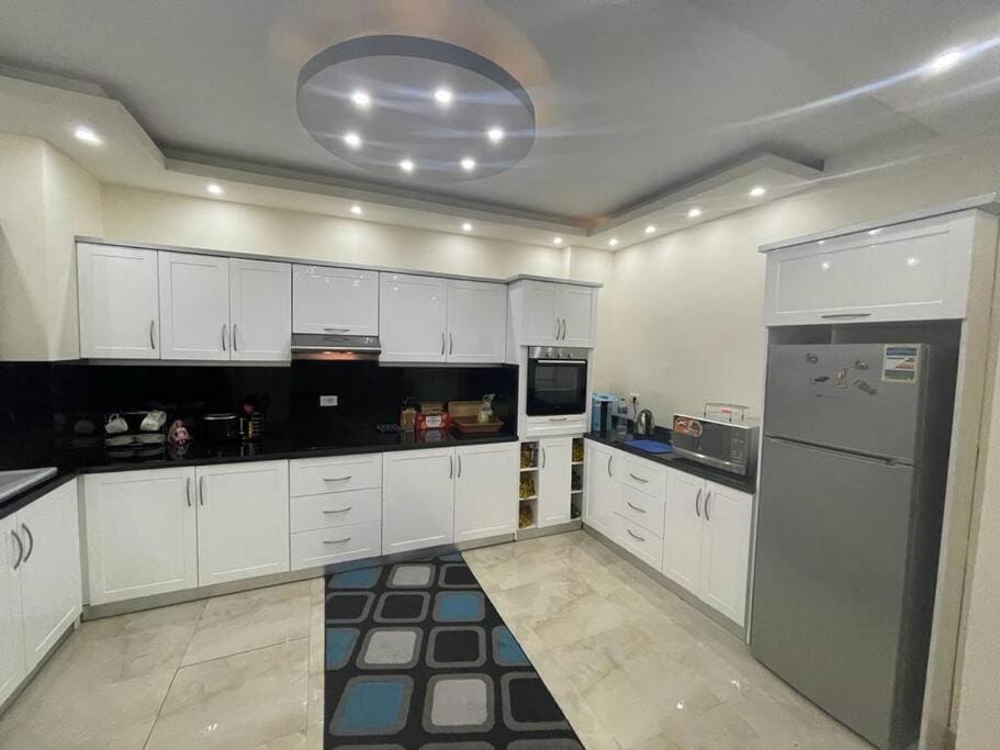 Beautiful 3-Bedroom Apartment on the Ground Floor with Personal Backyard Area and Terrace with Direct Pool Access and Pool View Apartment in Sharm El-Sheikh