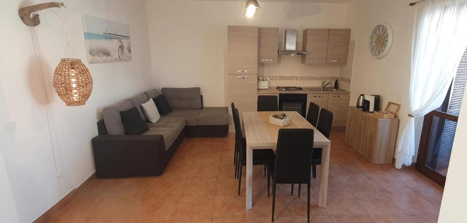 Coffee/tea facilities, Kitchen or kitchenette, Breakfast