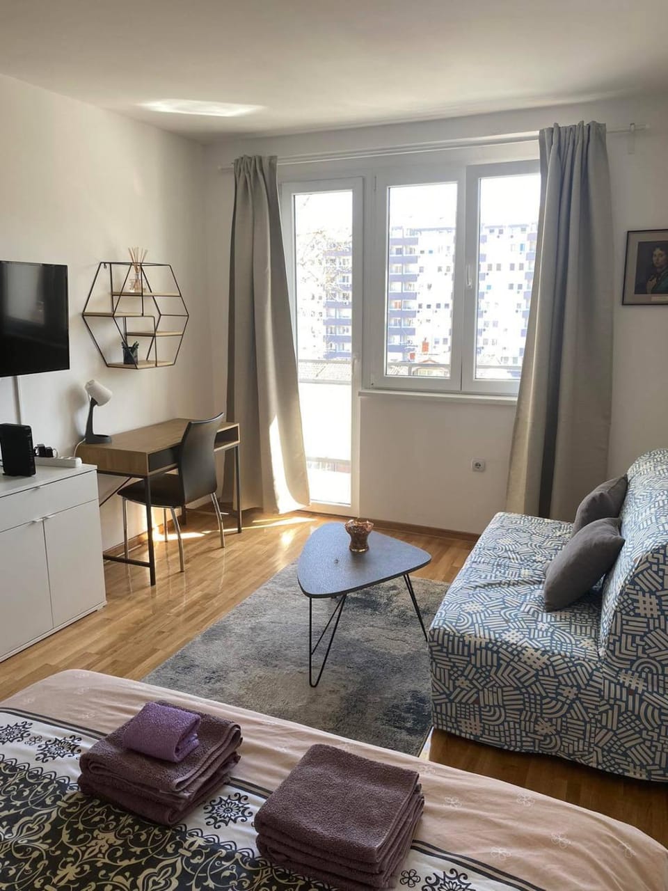 Photo of the whole room