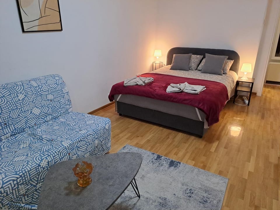 Living room, Bedroom