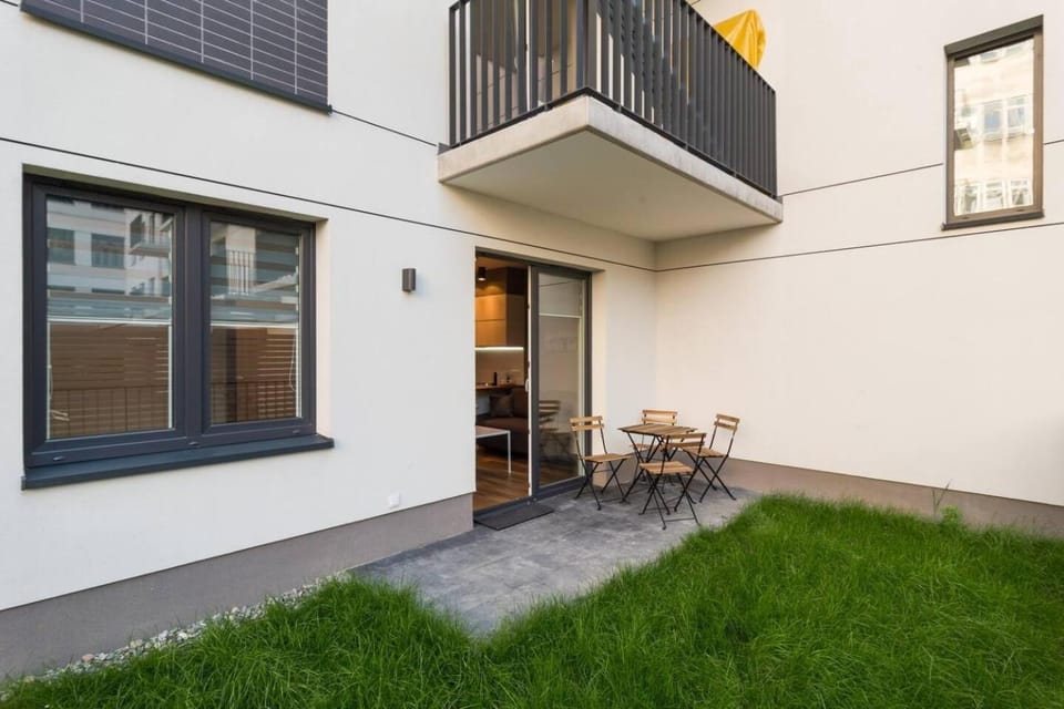 Cozy apartment with garden prestigious location Apartment in Krakow