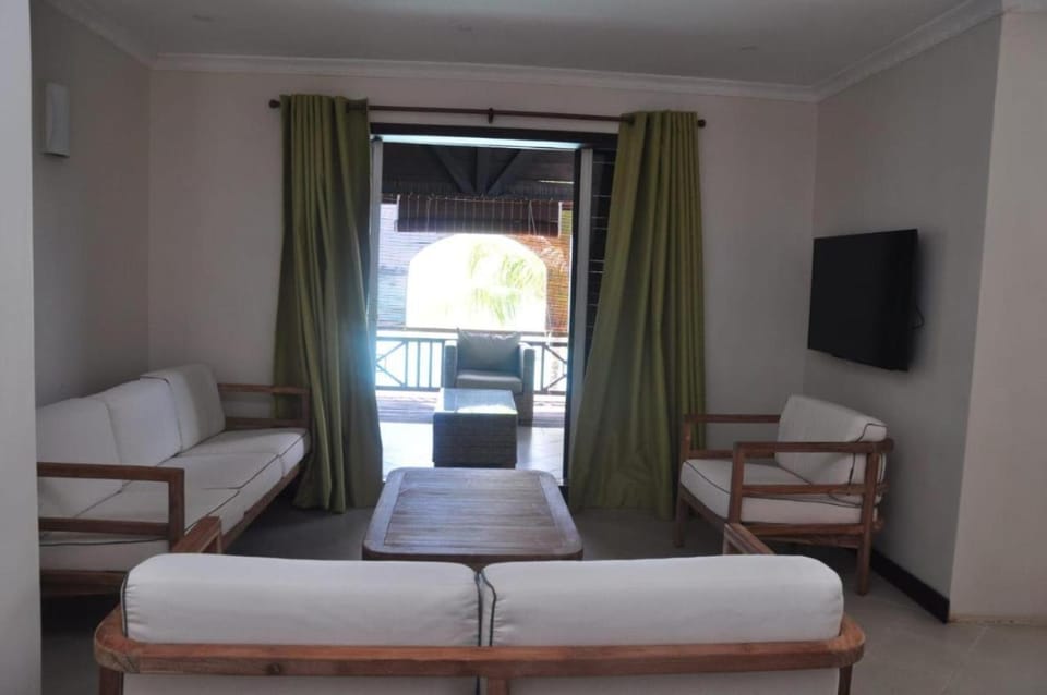 Sunset Boulevard, Grand Baie Apartment in Grand Baie