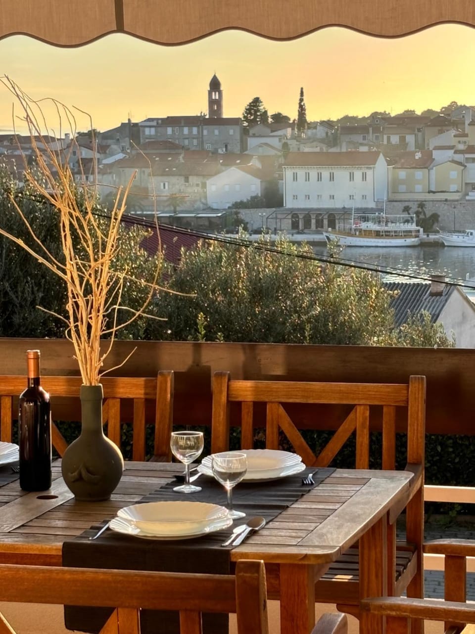 Balcony/Terrace, City view