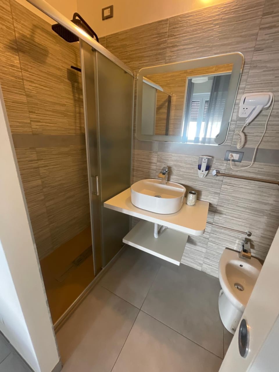 Shower, Bathroom