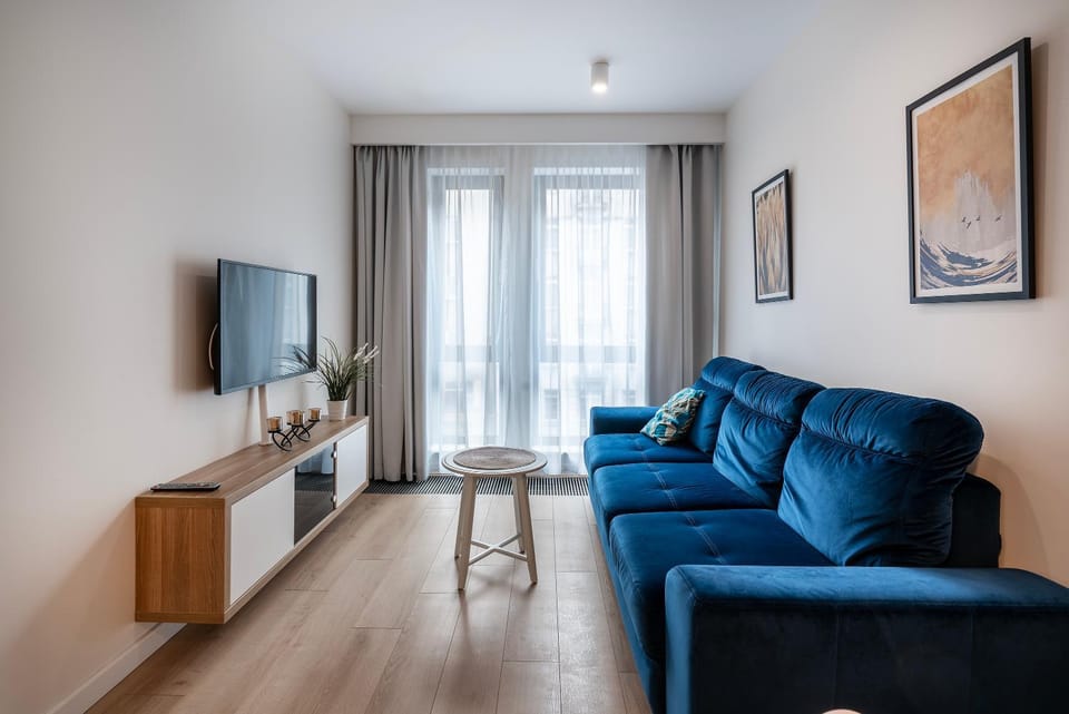 Communal lounge/ TV room, TV and multimedia, Living room, Seating area