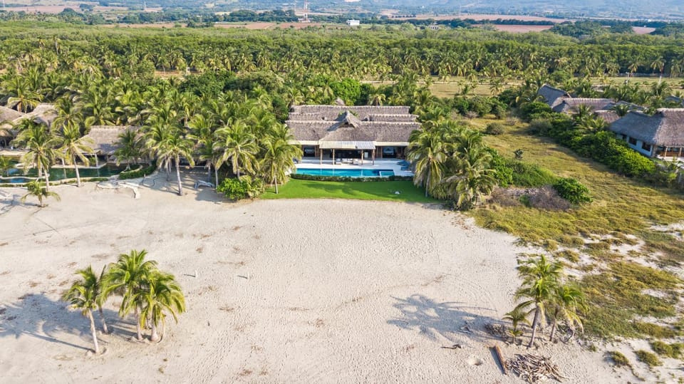 Oceanfront Casa Rhino Villa in State of Oaxaca