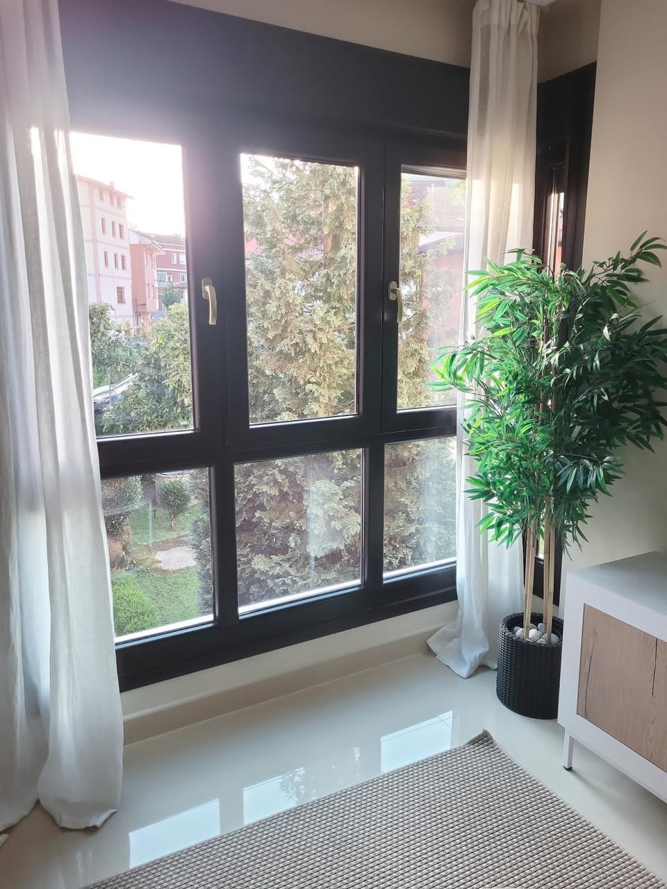 View (from property/room), Balcony/Terrace, Garden view