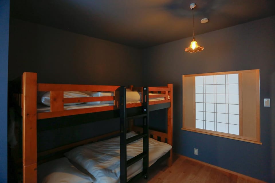 bunk bed