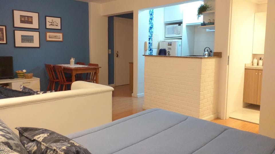Bed, Kitchen or kitchenette, Living room, Photo of the whole room, Dining area, minibar
