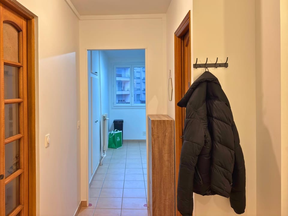 Toilet, wardrobe