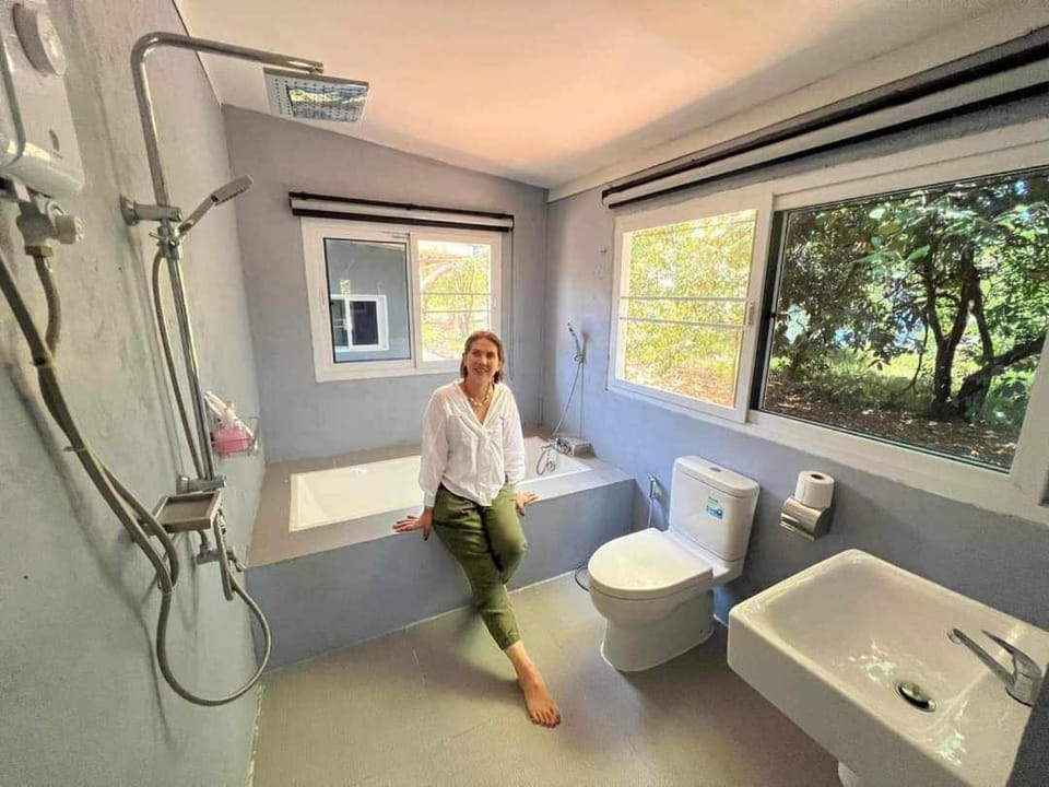 Bathroom, Bath