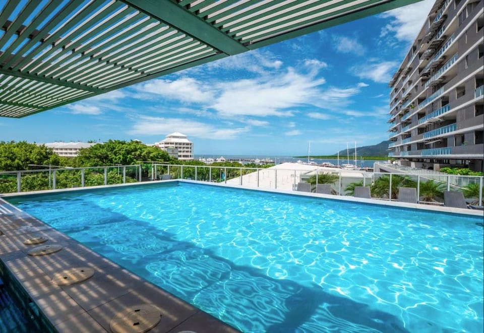Property building, Swimming pool