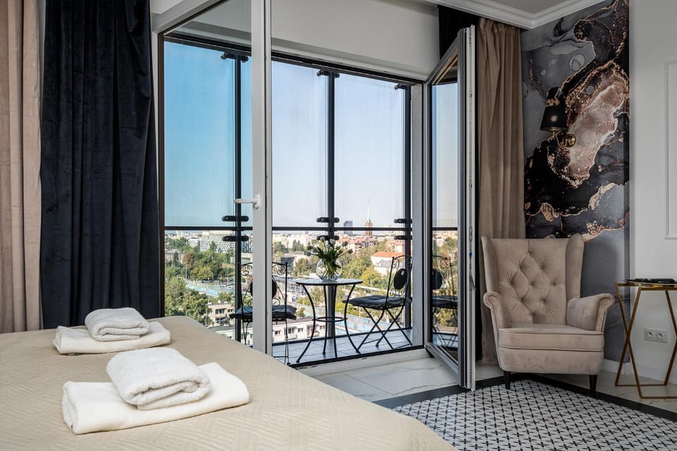 View (from property/room), Balcony/Terrace, Photo of the whole room