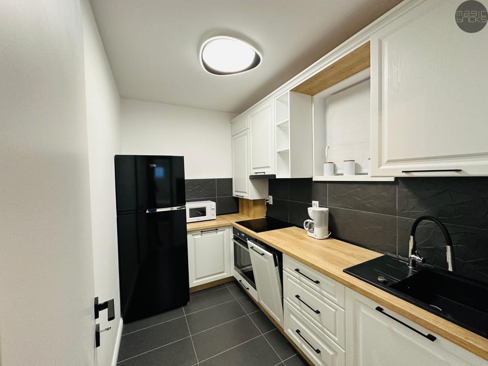 Kitchen or kitchenette, dishwasher, minibar, pet friendly, stove