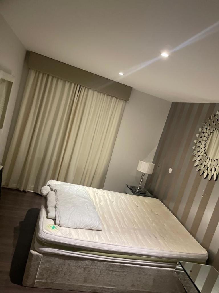 Luxurious Furnished Property Apartment in Harrow