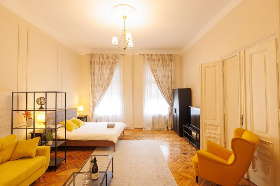 Living room, Bedroom