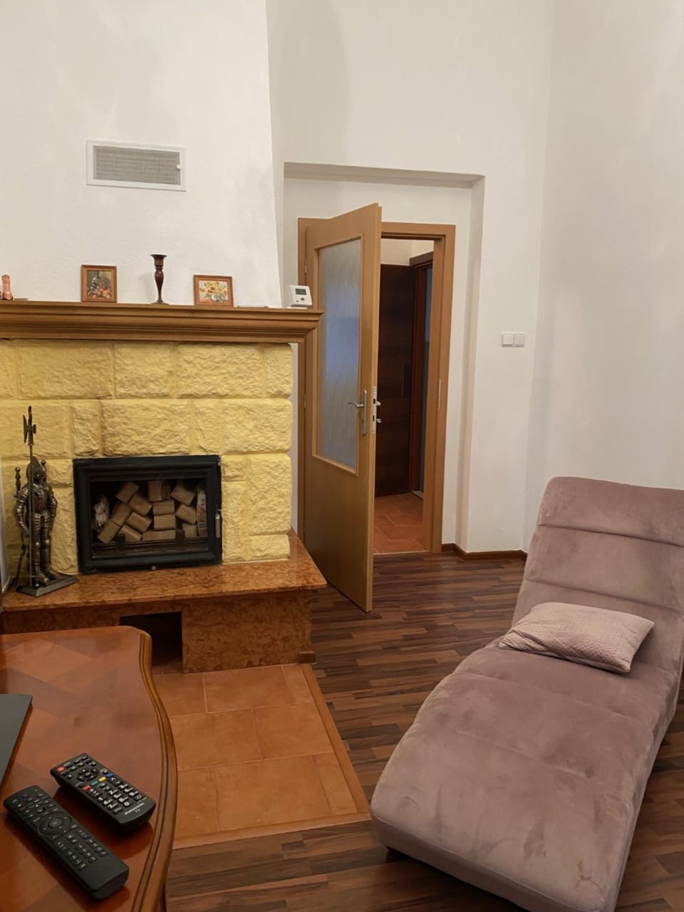 Living room, Seating area, flat iron