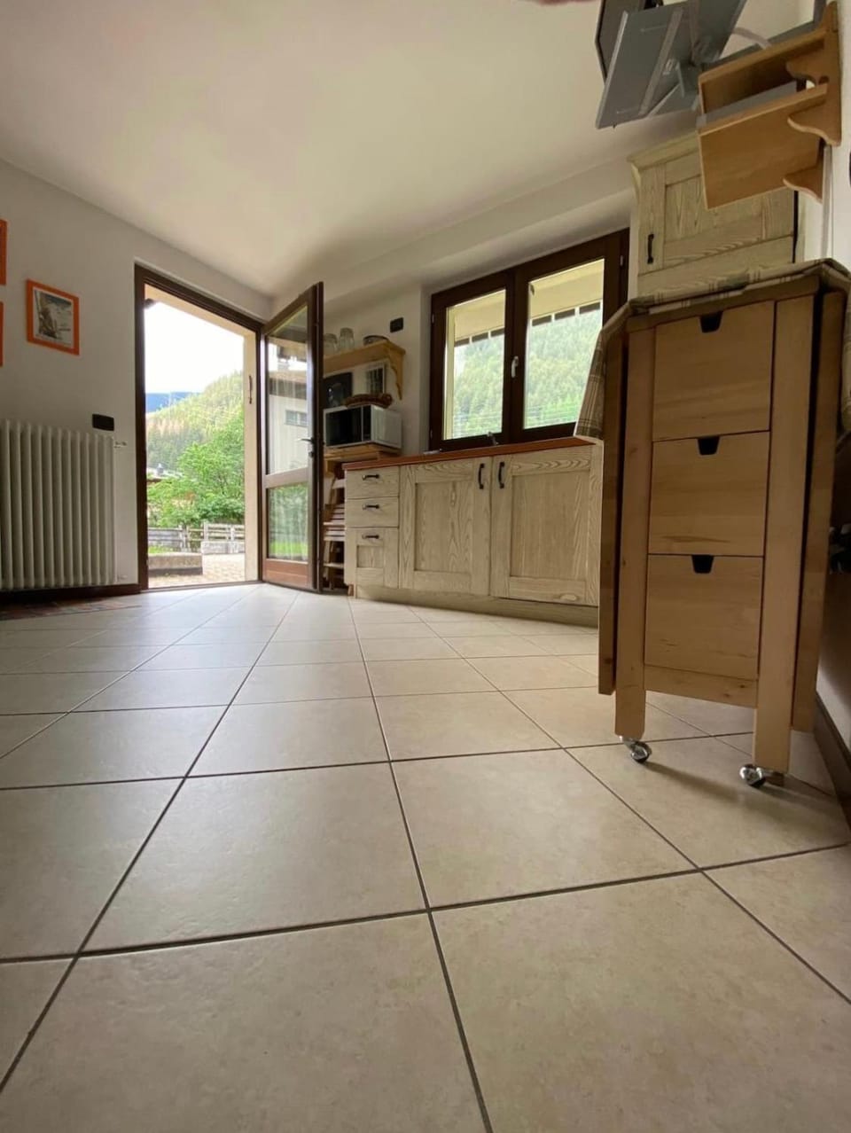 Kitchen or kitchenette