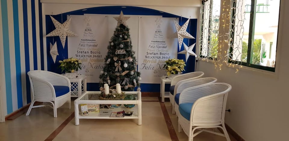 Living room, Lobby or reception