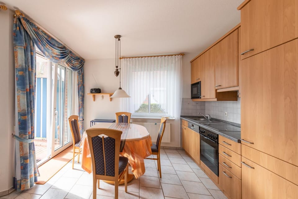 Haus Meeresrauschen, Whg 1 Apartment in Cuxhaven