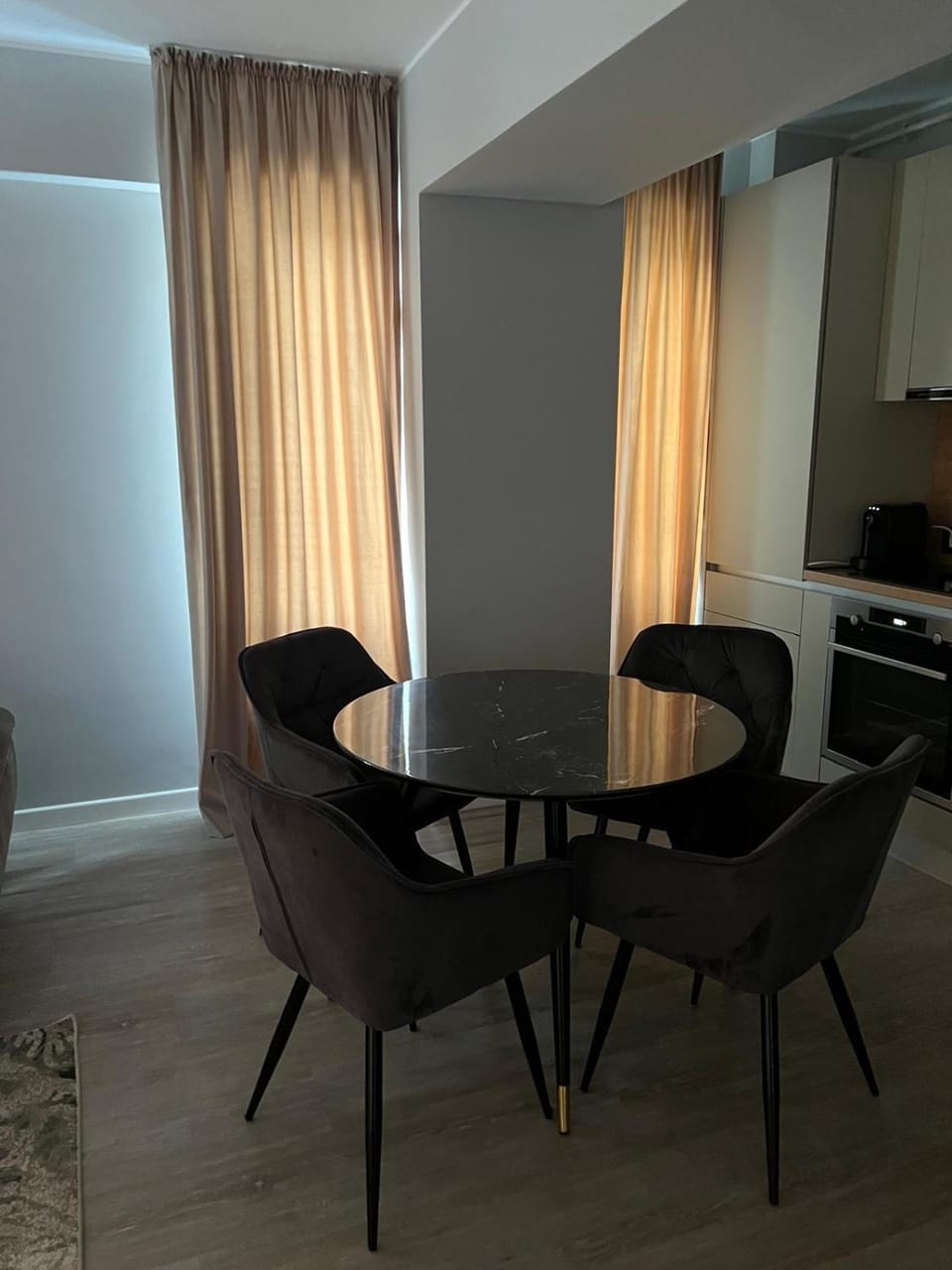 Ap by Zora Navodari Apartment in Constanța County