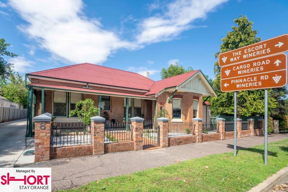 Property building, Street view