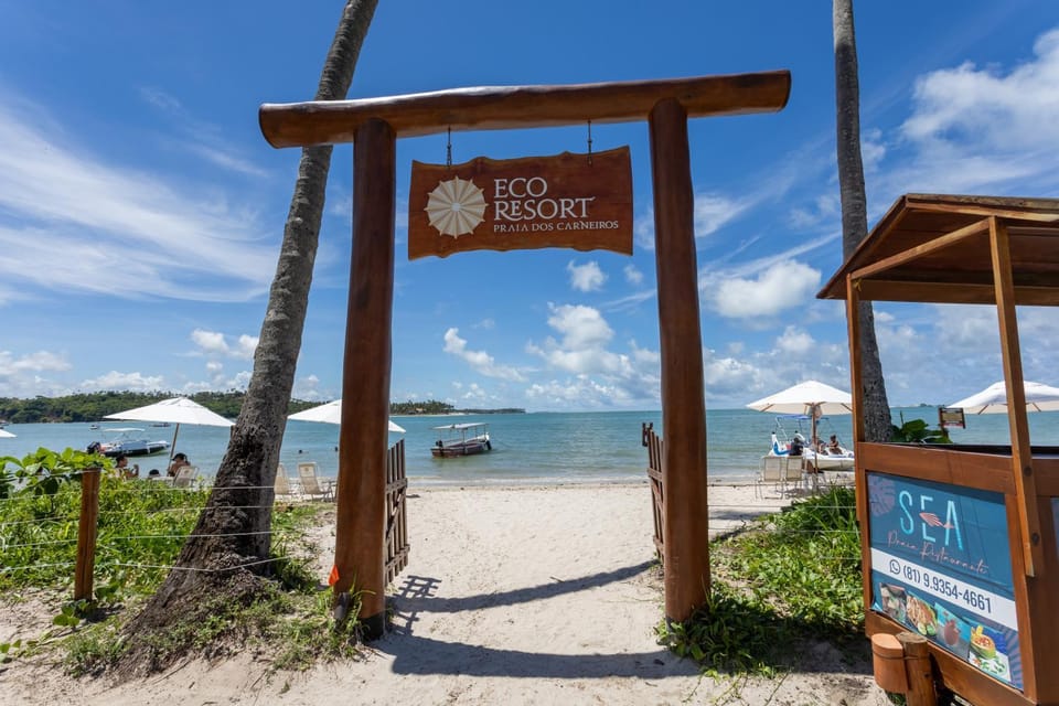 Day, Property logo or sign, Natural landscape, Beach, Logo/Certificate/Sign, Sea view