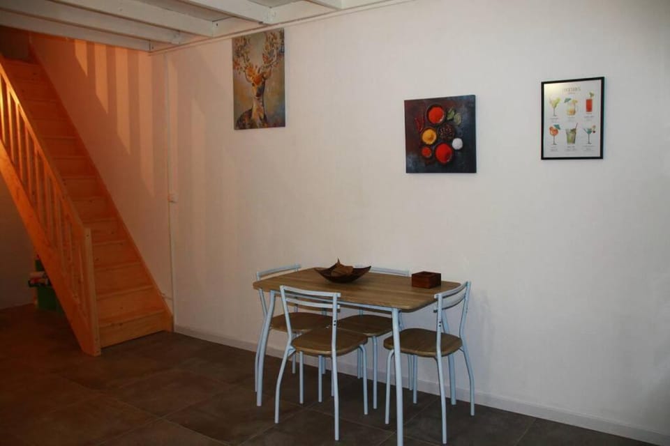 Ti l'Endormi Villèle Saint Gilles Les Hauts Apartment in Saint-Paul