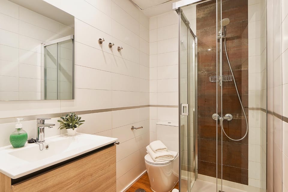 Shower, Bathroom