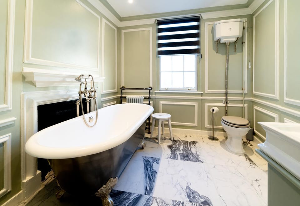 Toilet, Bathroom