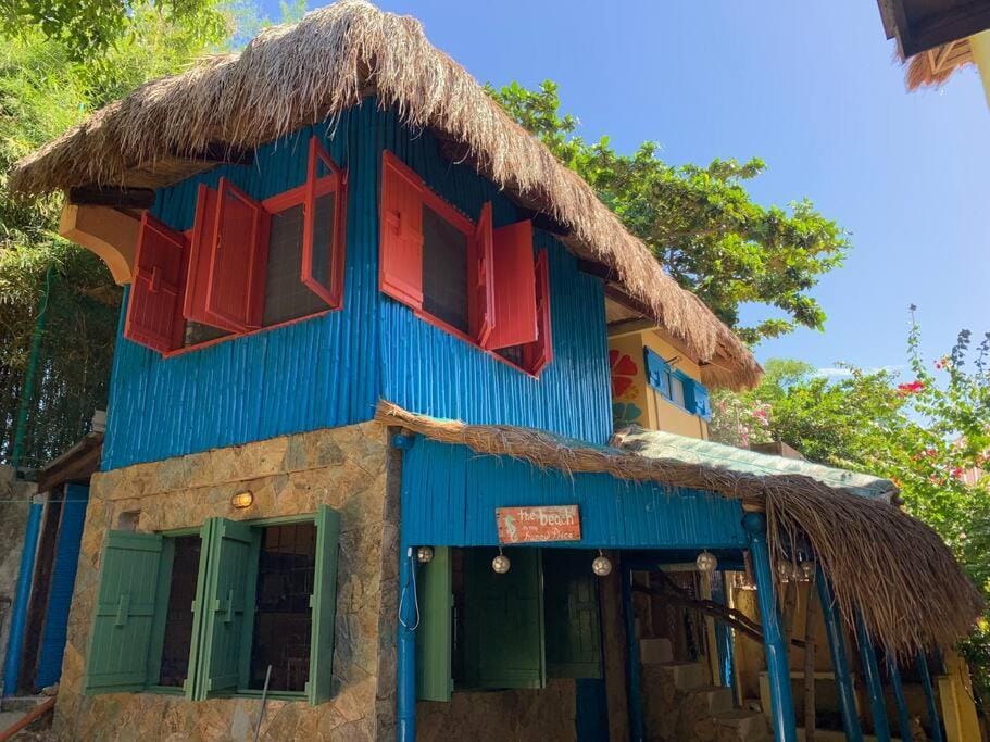 Beach House-Casita in Calatagan with pool ( for 6) House in Calabarzon