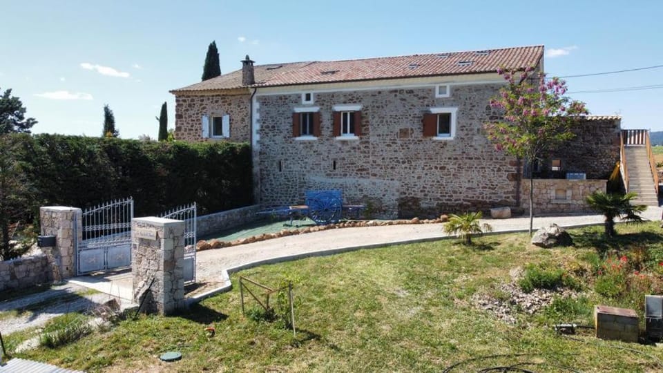 Gîte Sud Ardèche House in Provence