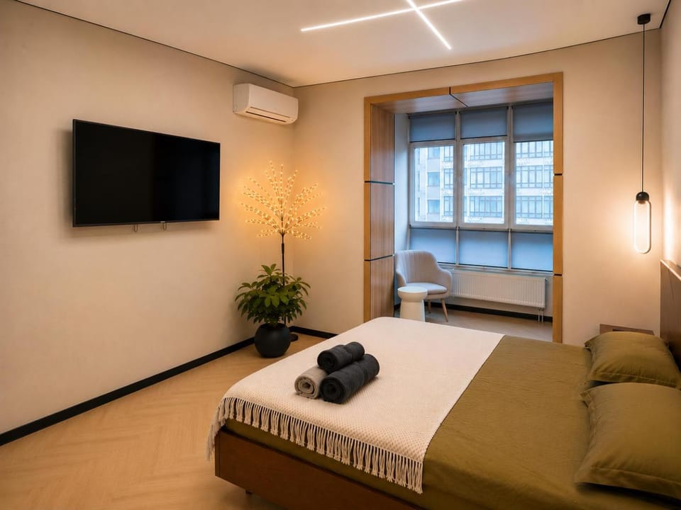 Bed, TV and multimedia, Bedroom, air conditioner