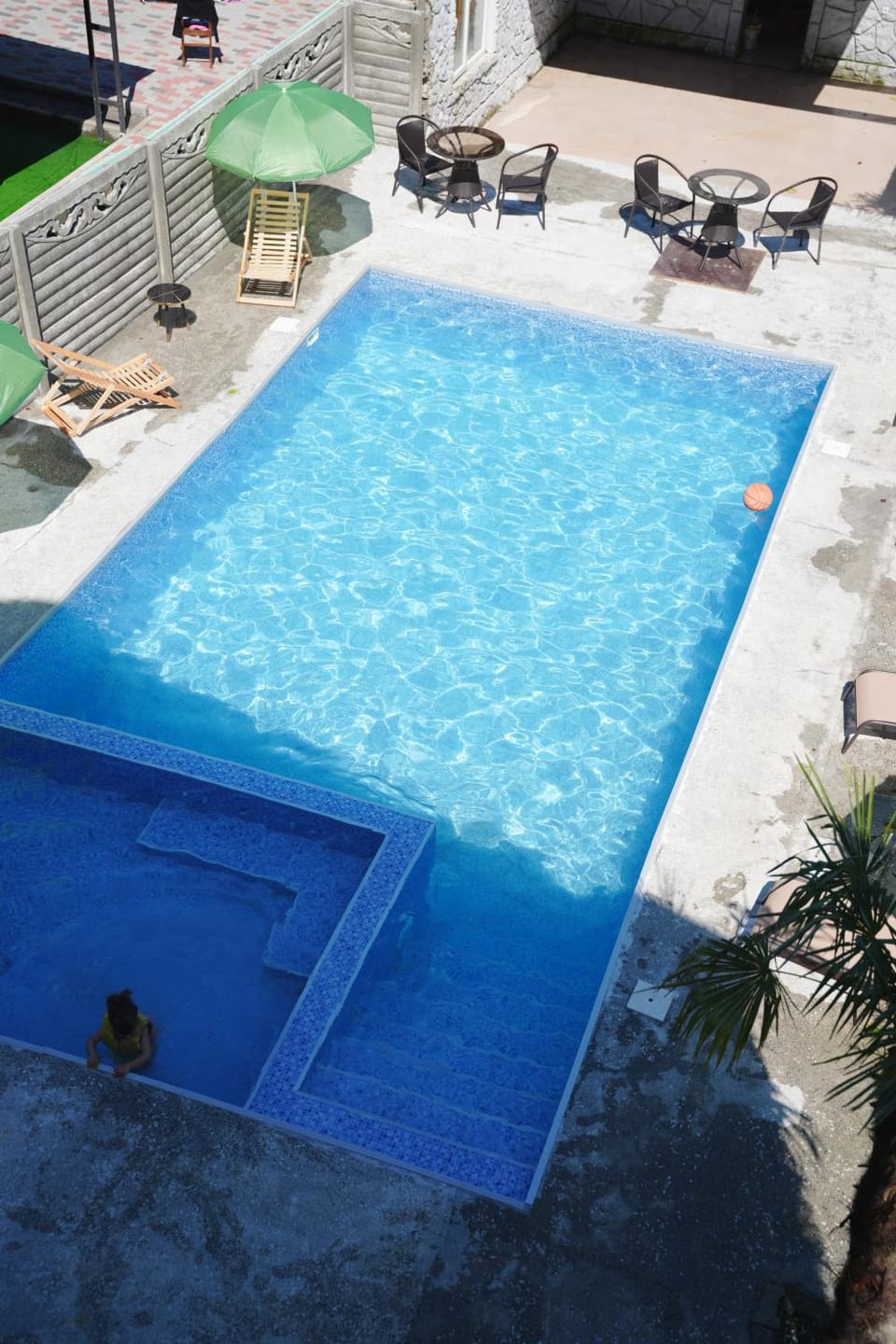 Swimming pool
