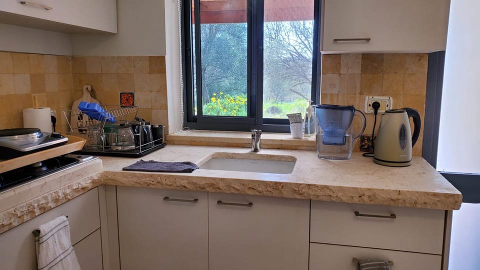 פינה ללב Apartment in North District